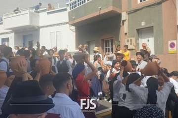 Unas 5.000 personas se remojan en la primera Traída del Agua tras la pandemia/Francisco Javier Santana y TA.